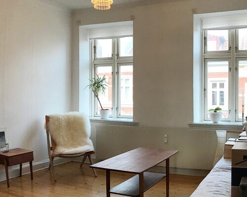 Lys og charmerende 3-værelses delevenlig lejlighed i Ø-gaderne