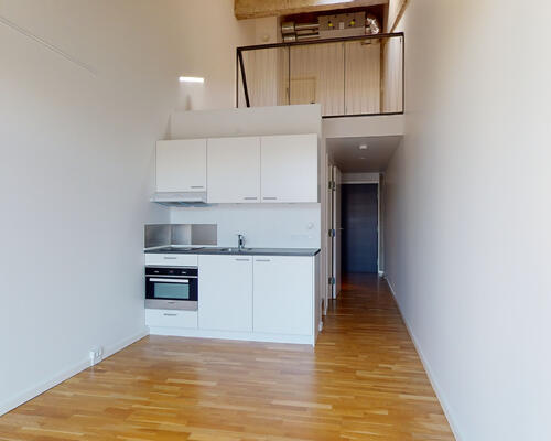 Lys 1-værelses lejlighed med 1. sal på Teglholmen