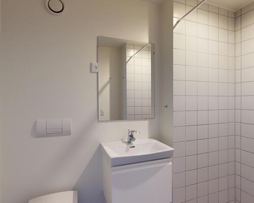 Lys 1-værelses lejlighed med 1. sal på Teglholmen