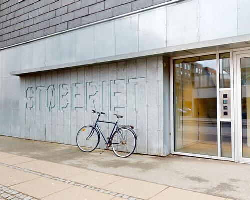 Lys 1-værelses lejlighed med 1. sal på Teglholmen