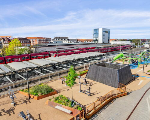 Skøn delevenlig 3-værelses bolig med egen terrasse midt i Vanløse - Tæt på offentlig transport og indkøb!