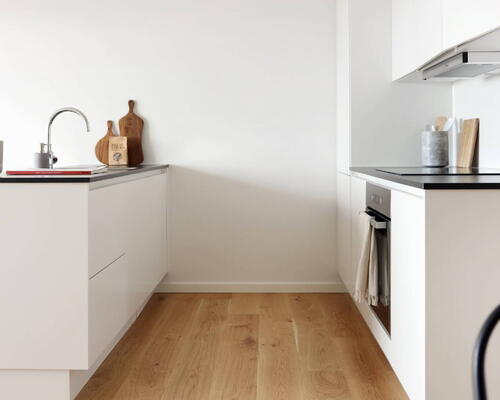 Skøn 3-værelses bolig med moderne materialevalg, optimal indretning og egen terrasse mod gården - Ingen bindingsperiode!