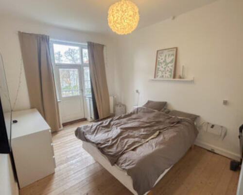 Hyggelig 2-værelses lejlighed med altan tæt på Aalborg Centrum