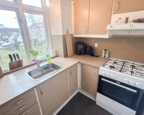 Hyggelig 2-værelses lejlighed med altan tæt på Aalborg Centrum