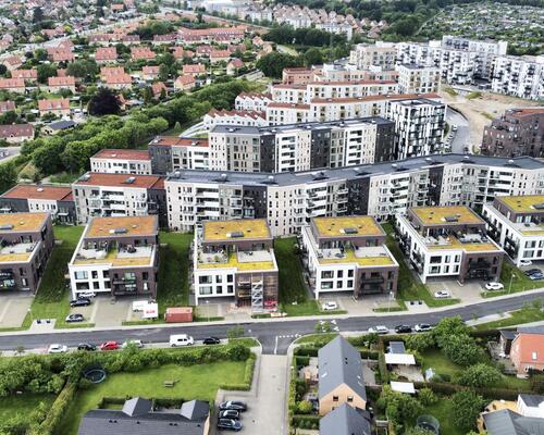 Attraktiv lejlighed i Risskov med tagterrasse