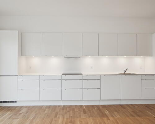 Fløjhusene - Bygning E - Stor og lys 5-værelses lejlighed i høj kvalitet med altan og plads til hele familien