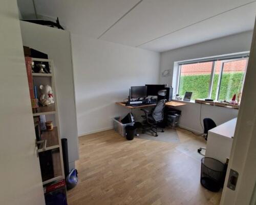 Stor 3-værelses lejlighed udlejes i Hasselager