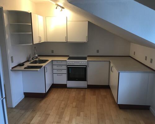 Nydelig 3. værelses lejlighed med flotte detaljer.