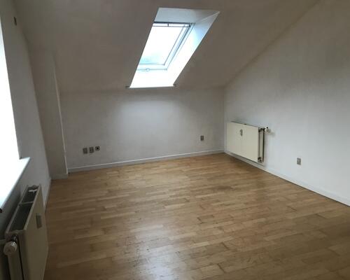 Nydelig 3. værelses lejlighed med flotte detaljer.