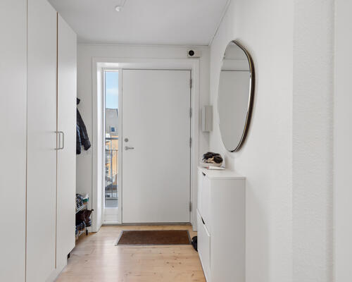 2 værelses nyere renoveret lejlighed på 69 m²