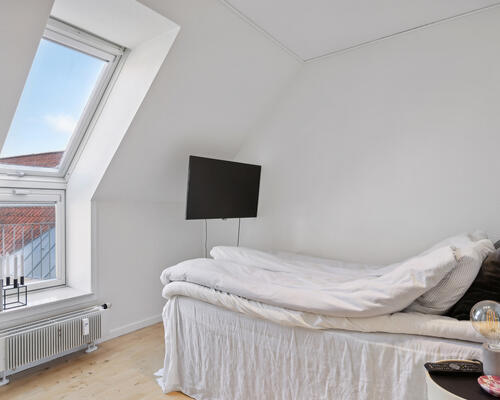 2 værelses nyere renoveret lejlighed på 69 m²