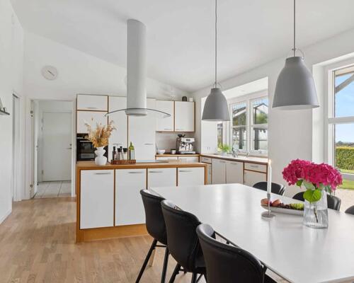 Stor møbleret villa | Slagelse