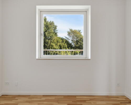 Moderne boliger i Tækkerhusene, Hillerød: Elevator og privat altan. Perfekt beliggenhed ved både natur og by liv