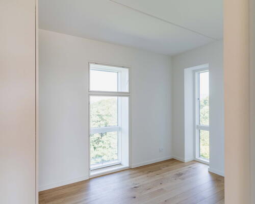 Nybygget 3-værelses lejlighed med altan og optimal planløsning i Tingbjerg