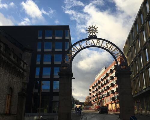 Nyere opført lejlighed i Carlsbergbyen med tagterrasse på 12 m2 udlejes fra 1/7