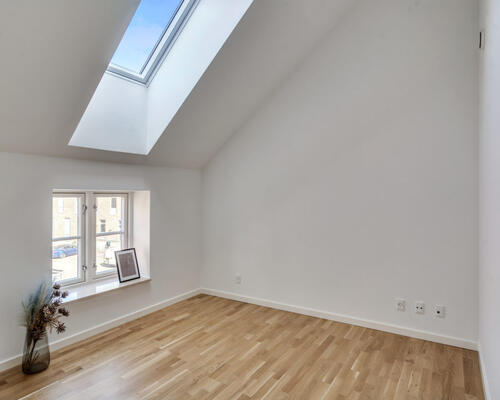 Moderne lejlighed i 2 plan på sublim placering i Odense C – 126 Kvm