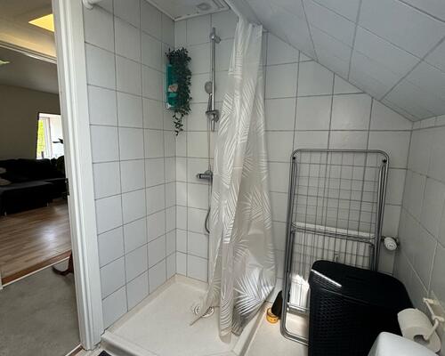 Pæn og regulær 3 værelses lejlighed