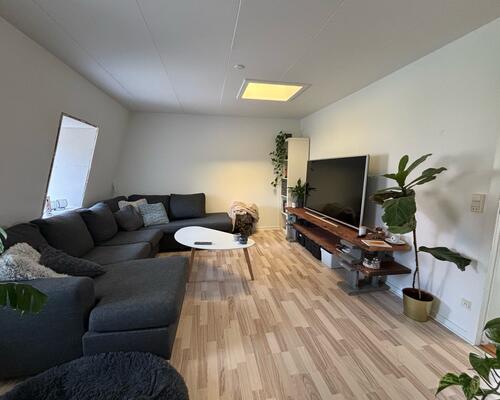 Pæn og regulær 3 værelses lejlighed