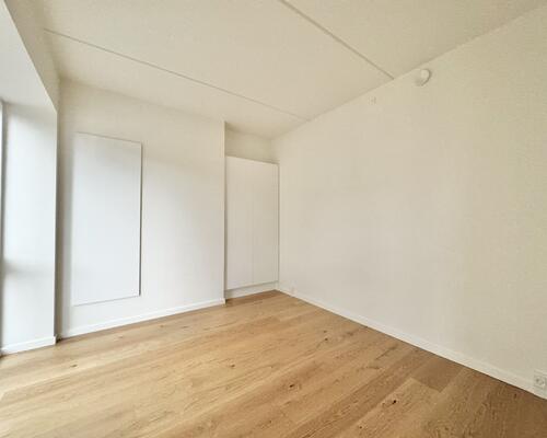 Moderne 2 værelses lejlighed med stor altan i Odense M