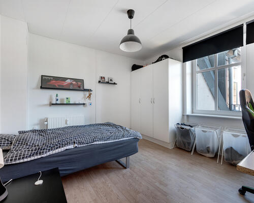 Stor og delevenlig 4-værelses lejlighed