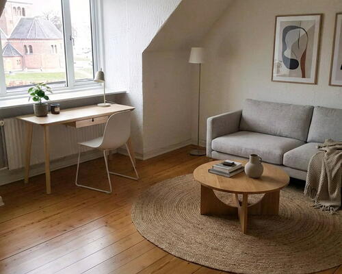 Lejlighed med altan, udsigt over byen og opvaskemaskine