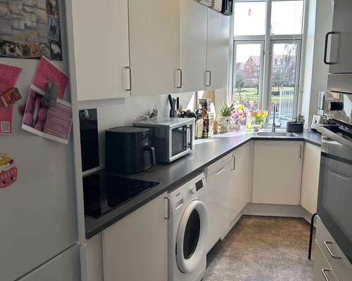 Skøn nyere renoveret 4. værelses lejlighed