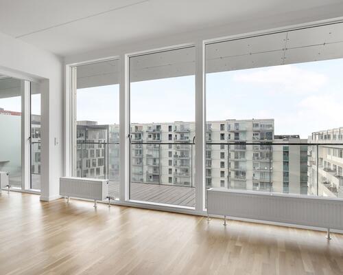 Rummelig 3-værelses lejlighed i Ørestaden