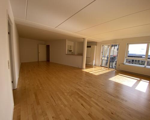 Lys og rummelig 2-værelses bolig på 83 m² i attraktive Odinparken