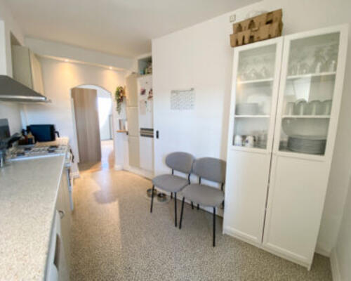 Unik og skøn 3-værelses lejlighed ved Østre Anlæg