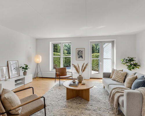 4 - vær. rækkehus med terrasse/have i grønne områder.