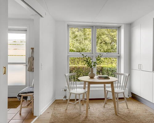 4 - vær. rækkehus med terrasse/have i grønne områder.