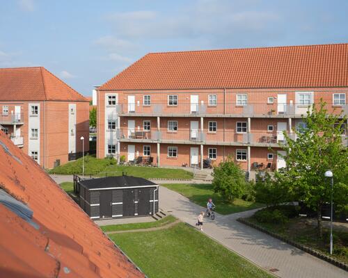 Skøn 3-værelses lejlighed med altan