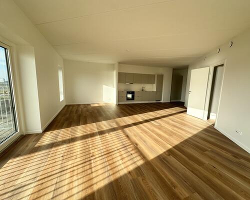 Skøn 3-værelses lejlighed med altan og udsigt