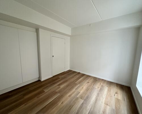 Moderne lejlighed med udsigt og tagterrasse i Nørresundby