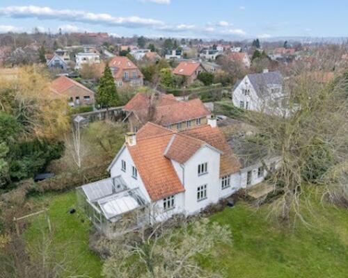 5 værelses hus i Risskov
