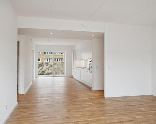 Fløjhusene - Bygning E - Stor og lys 5-værelses lejlighed i høj kvalitet med altan og plads til hele familien