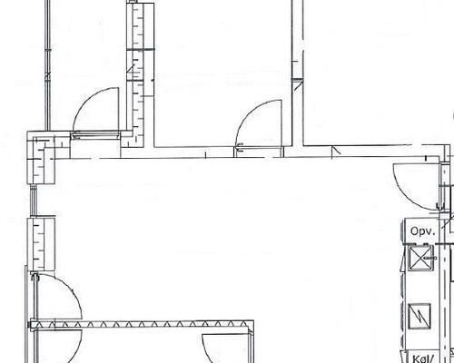 Unik 3-værelses med altan og adgang til stor tagterrasse – centralt beliggende