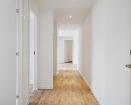 Fløjhusene - Bygning E - Stor og lys 5-værelses lejlighed i høj kvalitet med altan og plads til hele familien