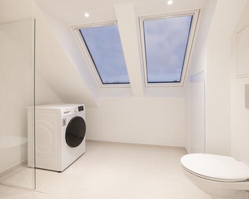 Flot nybygget lækker taglejlighed i Sygehusparken