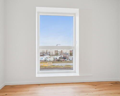 Flot 4-værelses bolig med alt i hårde hvidevarer, gulvarme i hele boligen og egen terrasse - Ingen bindingsperiode!