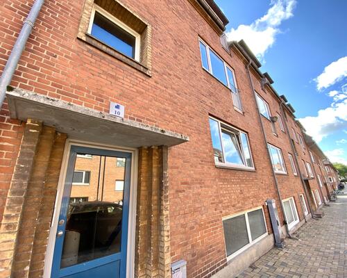 Indbydende 2-værelses i hjertet af Odense C