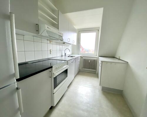 Lys og indbydende 2-værelses lejlighed i centrum