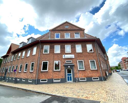 Indbydende 3 værelses lejlighed med central beliggenhed i Odense C