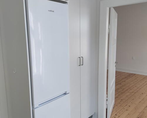 Lys og delevenlig 4-værelses på 125 m2 med karnap og opvaskemaskine