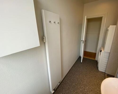 Stor, flot lejlighed beliggende i gågaden.