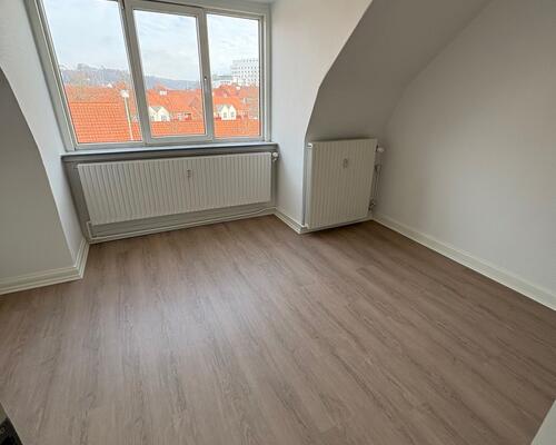 Nydelig 3. værelses lejlighed med hems.