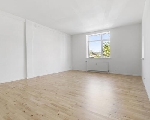 Stor 2-værelses perfekt placeret i Odense C! - KUN 1 MÅNEDS DEPOSITUM