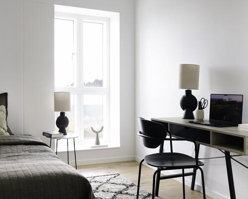 Skøn og veludnyttet 5-værelses lejlighed med lyst køkken-alrum, god planløsning og stor altan ud til gården - Ingen bindingsperiode!