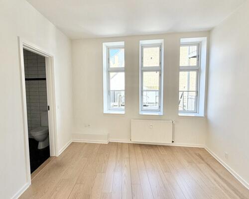 2 værelses – Vestergade 1, 2. th. – Odense C