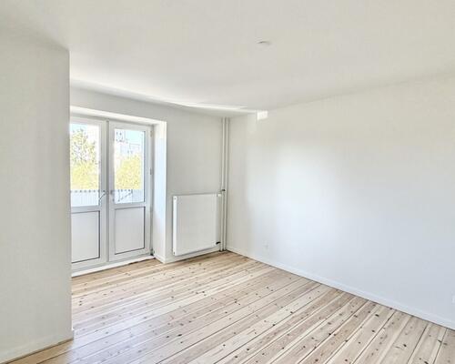 3 værelses – Tolderlundsvej 70, 2. th – Odense C